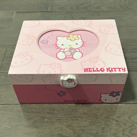 NWOT Y2K Vintage 2001 Hello Kitty Wooden Jewelry Trinket Box